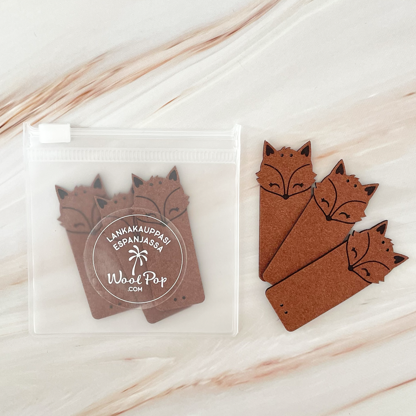 Leather tag, Fox